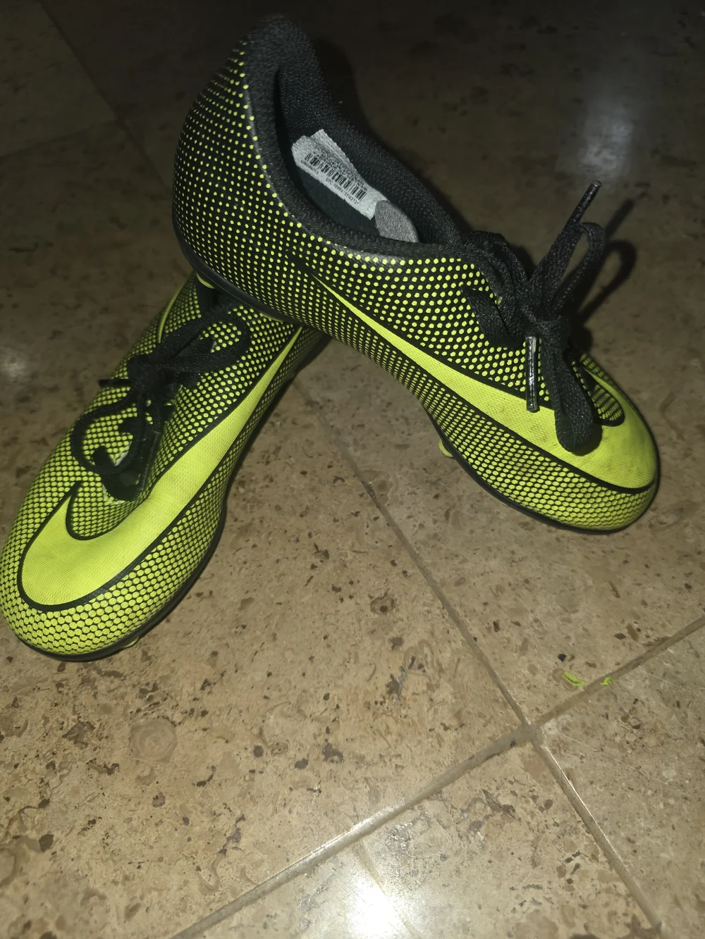Nike Neon Yellow and Black Soccer Shin Guards with Straps | Size 12C